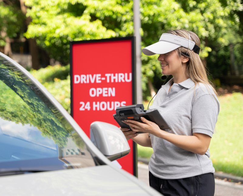 SUNMI V3 MIX used at drive-thru window